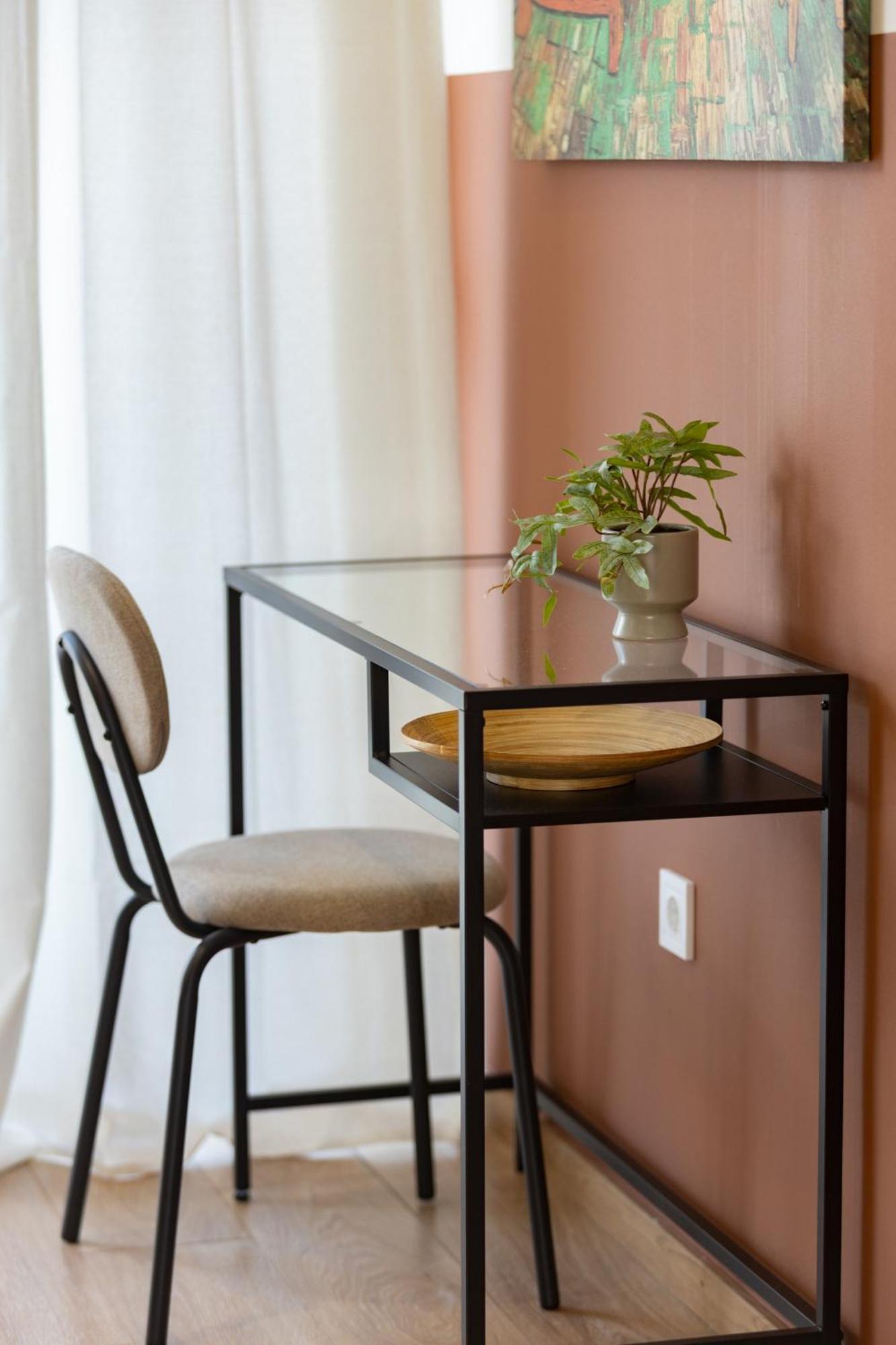 Luxurious 3-Bedroom Seaside Retreat Fully Renovated In 2025 Athens Ngoại thất bức ảnh